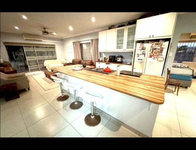 4 BEDROOM HOUSE FOR SALE IN MEER EN SEE